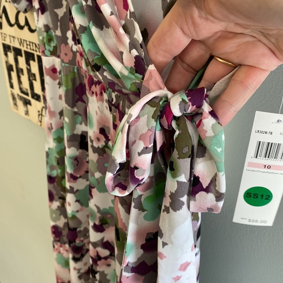 NWT London Times Faux Wrap Watercolor Print Ruched Sleeves Dress Size 10 - Picture 7 of 11